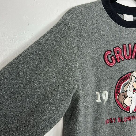 Disney Store Vintage Grumpy Dwarf Fleece Grey Sweatshirt Size S - Picture 2 of 8